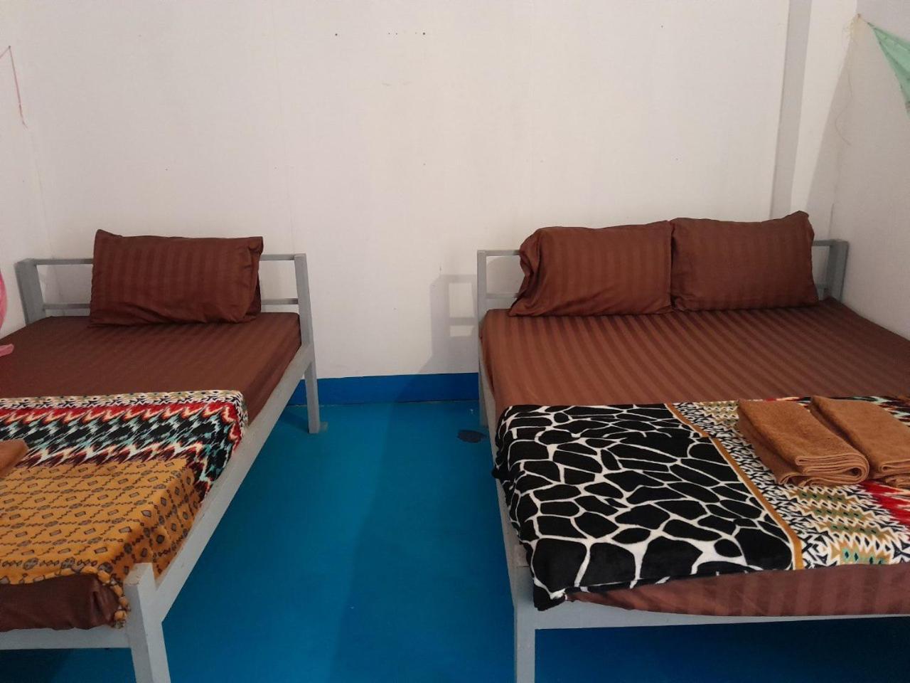 Golden Snake Guesthouse Beach Koh Rong Sanloem Exterior foto